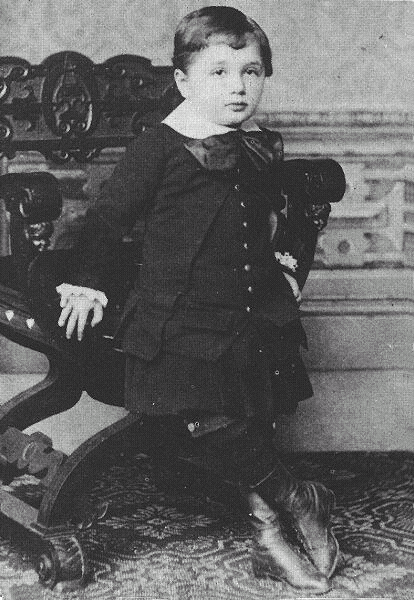 alberteinstein12.jpg